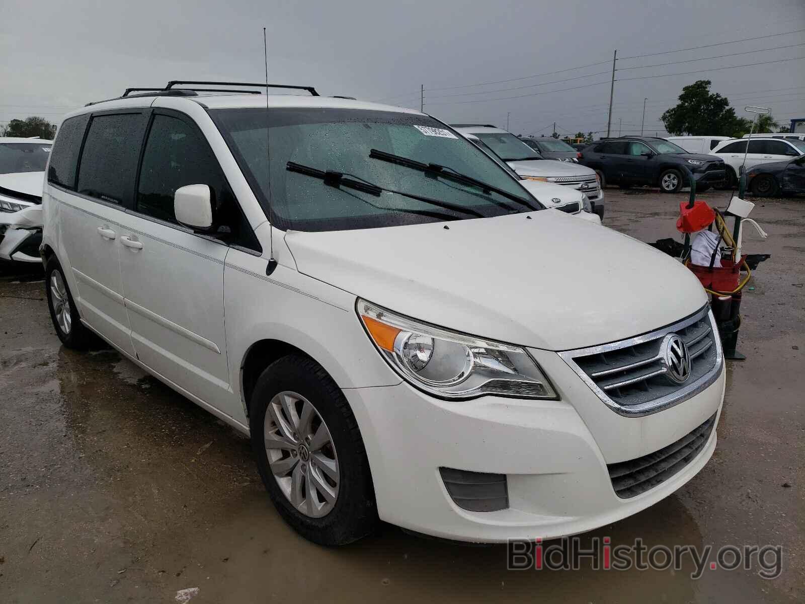 Фотография 2C4RVABG2CR217598 - VOLKSWAGEN ROUTAN 2012