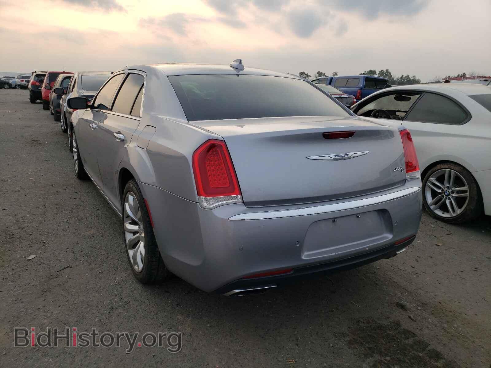 2017 CHRYSLER 300 - VIN: 2C3CCAEG5HH586402 - Фото 3