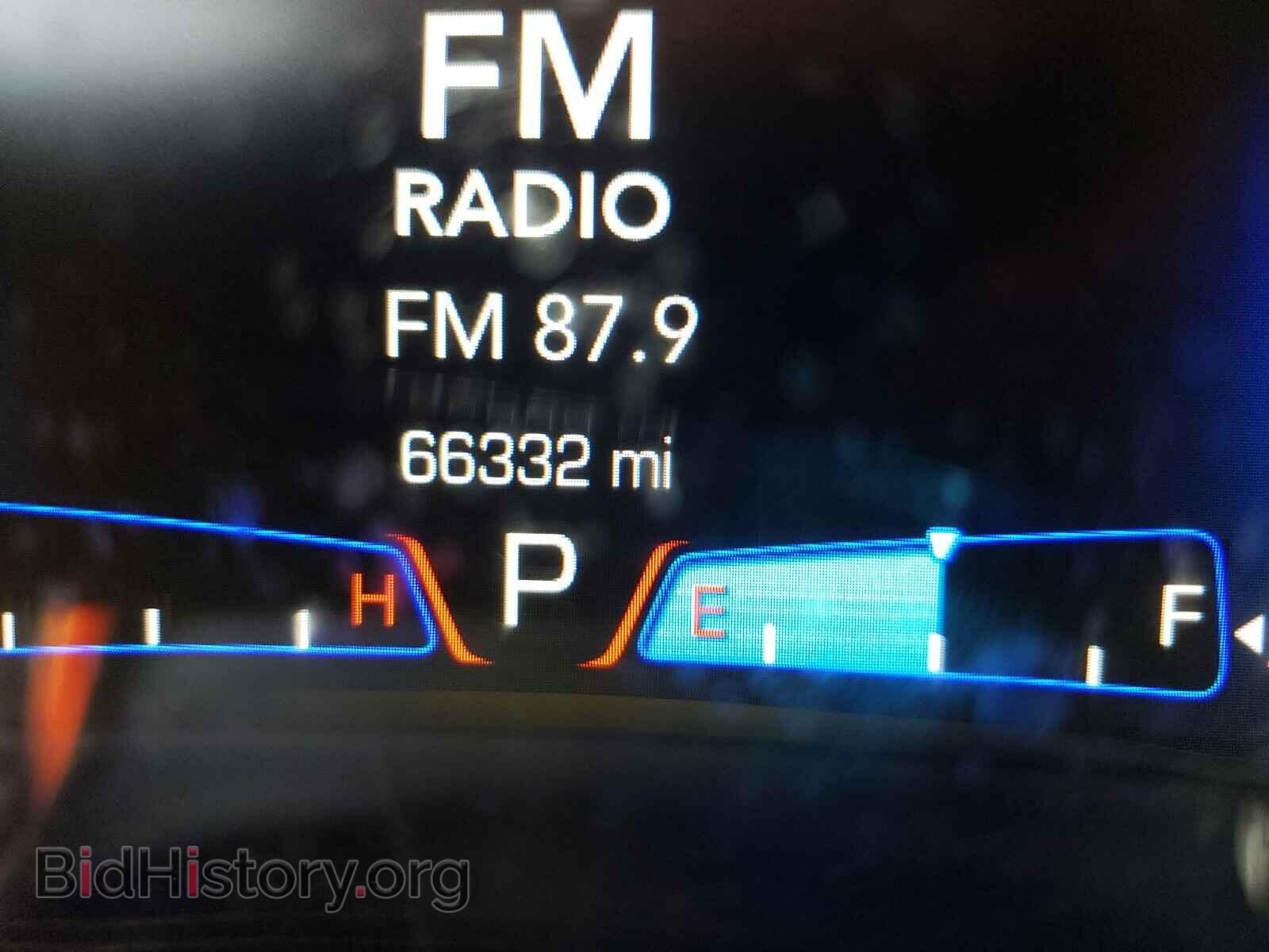 2017 CHRYSLER 300 - VIN: 2C3CCAEG5HH586402 - Фото 8