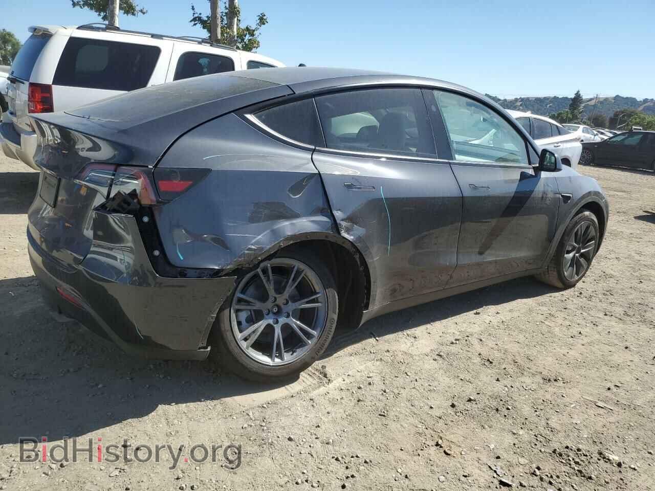 2025 TESLA MODEL Y - VIN: 7SAYGDED2SF319036 - Фото 3