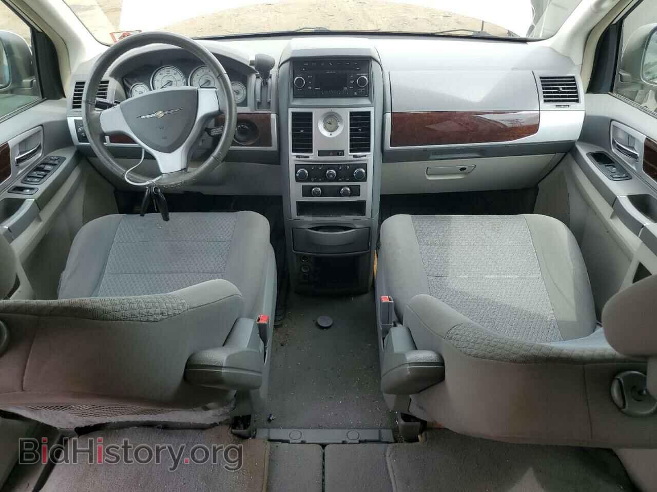 2010 CHRYSLER MINIVAN - VIN: 2A4RR5D13AR449266 - Фото 8