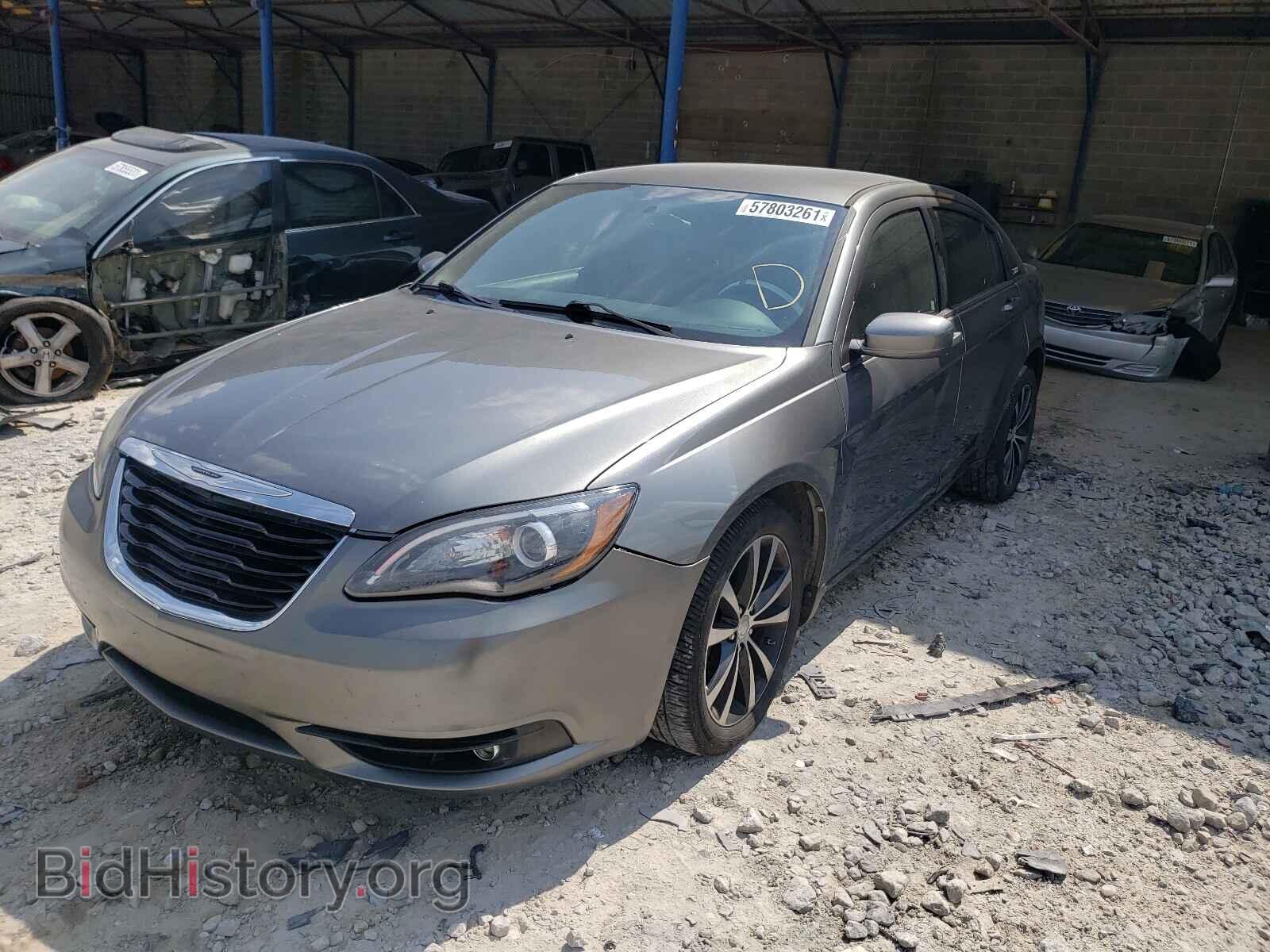 2013 CHRYSLER 200 - VIN: 1C3CCBCG6DN699169 - Фото 2