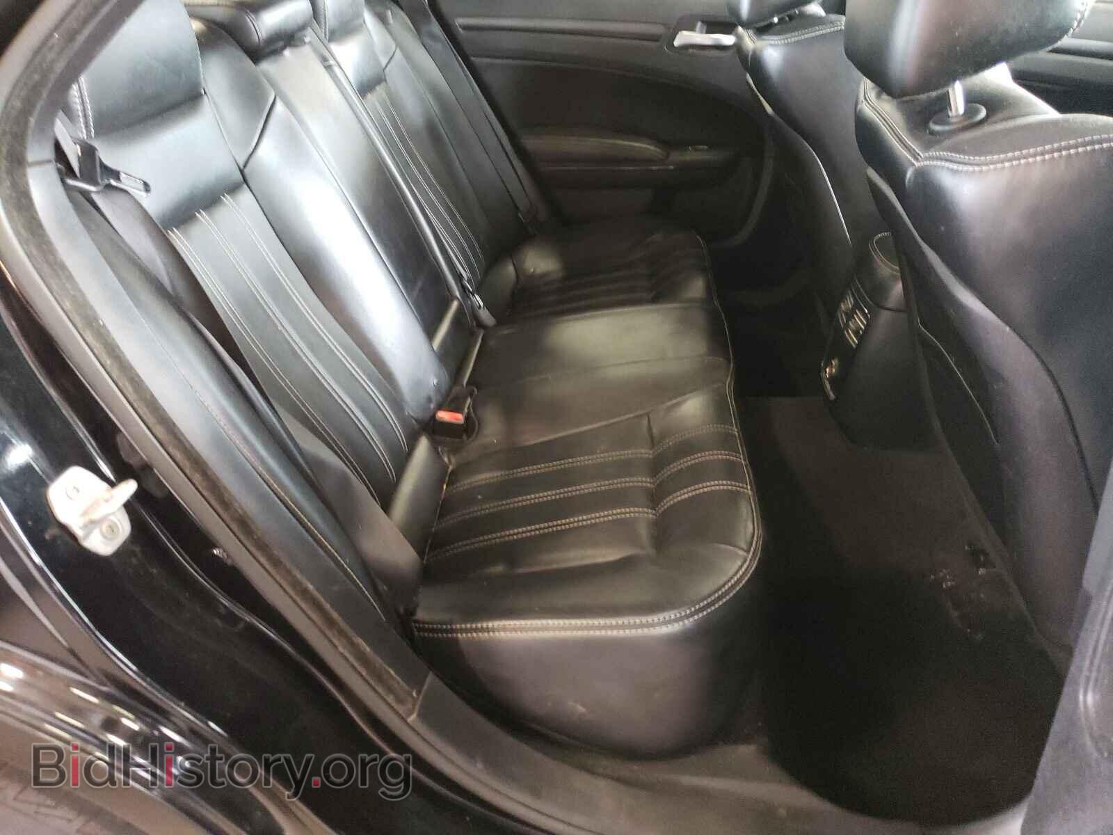 2013 CHRYSLER 300 - VIN: 2C3CCAGG0DH602674 - Фото 6