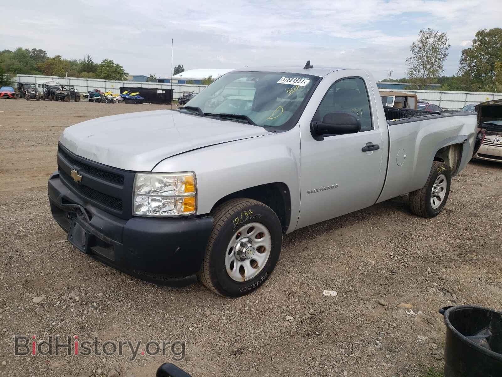 2010 CHEVROLET SILVERADO - VIN: 1GCPCPEX7AZ172690 - Фото 2