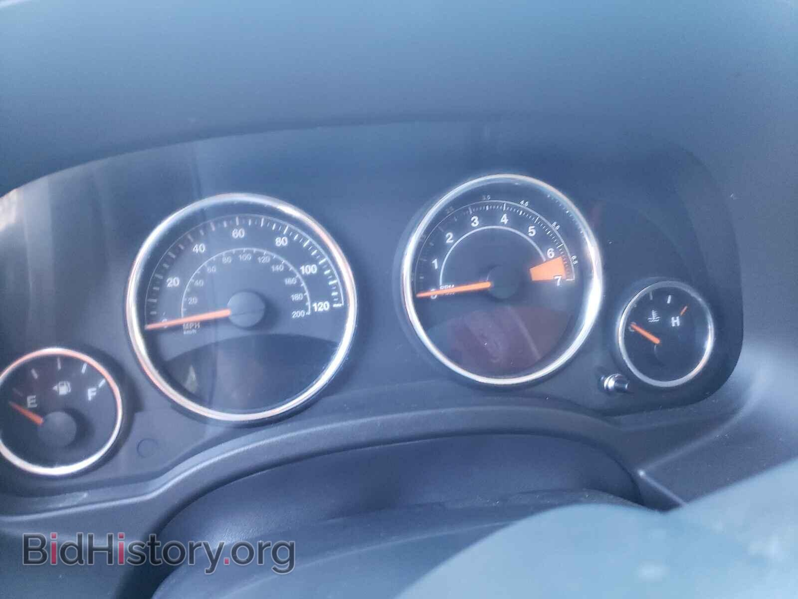 2014 JEEP COMPASS - VIN: 1C4NJDEB4ED560821 - Фото 8