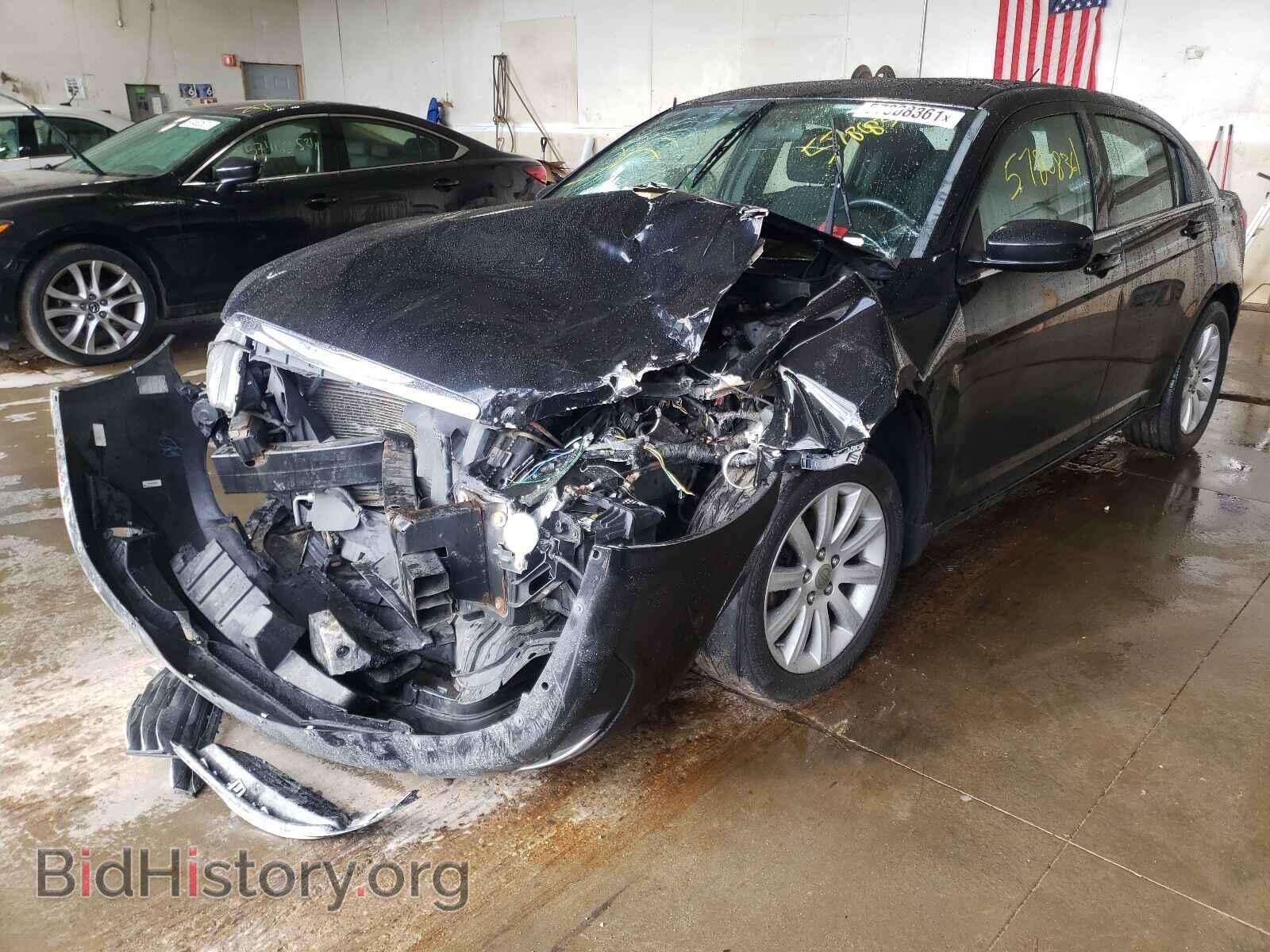 2012 CHRYSLER 200 - VIN: 1C3CCBBB5CN178268 - Фото 2