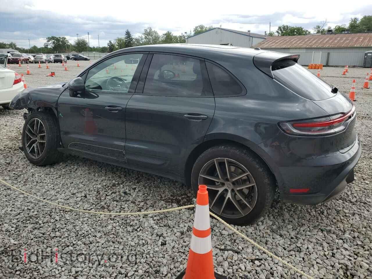 2023 PORSCHE MACAN BASE - VIN: WP1AA2A51PLB20629 - Photo 2