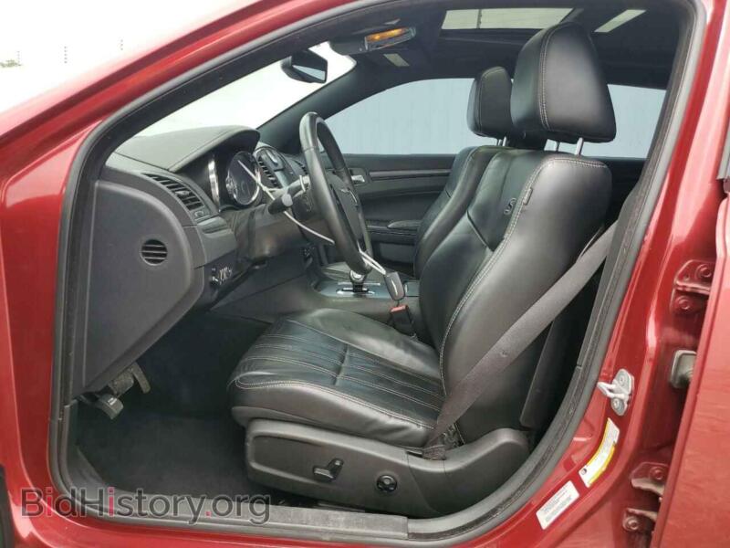 2014 Chrysler 300 (VIN 2C3CCABG2EH358194) — фото 7 из 12