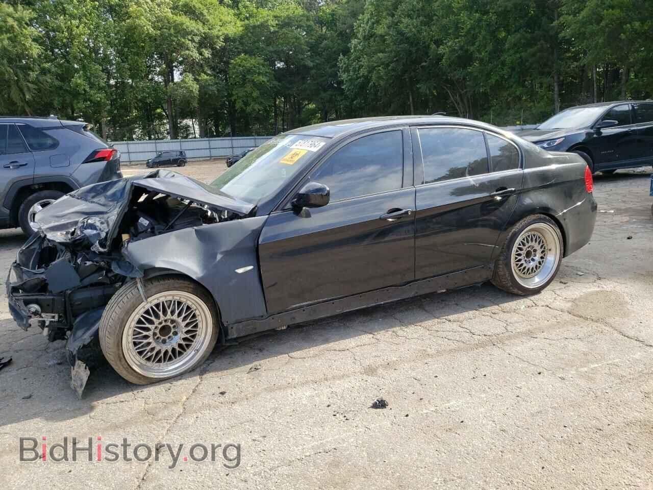 Photo WBAPH7C53BE674184 - BMW 3 SERIES 2011