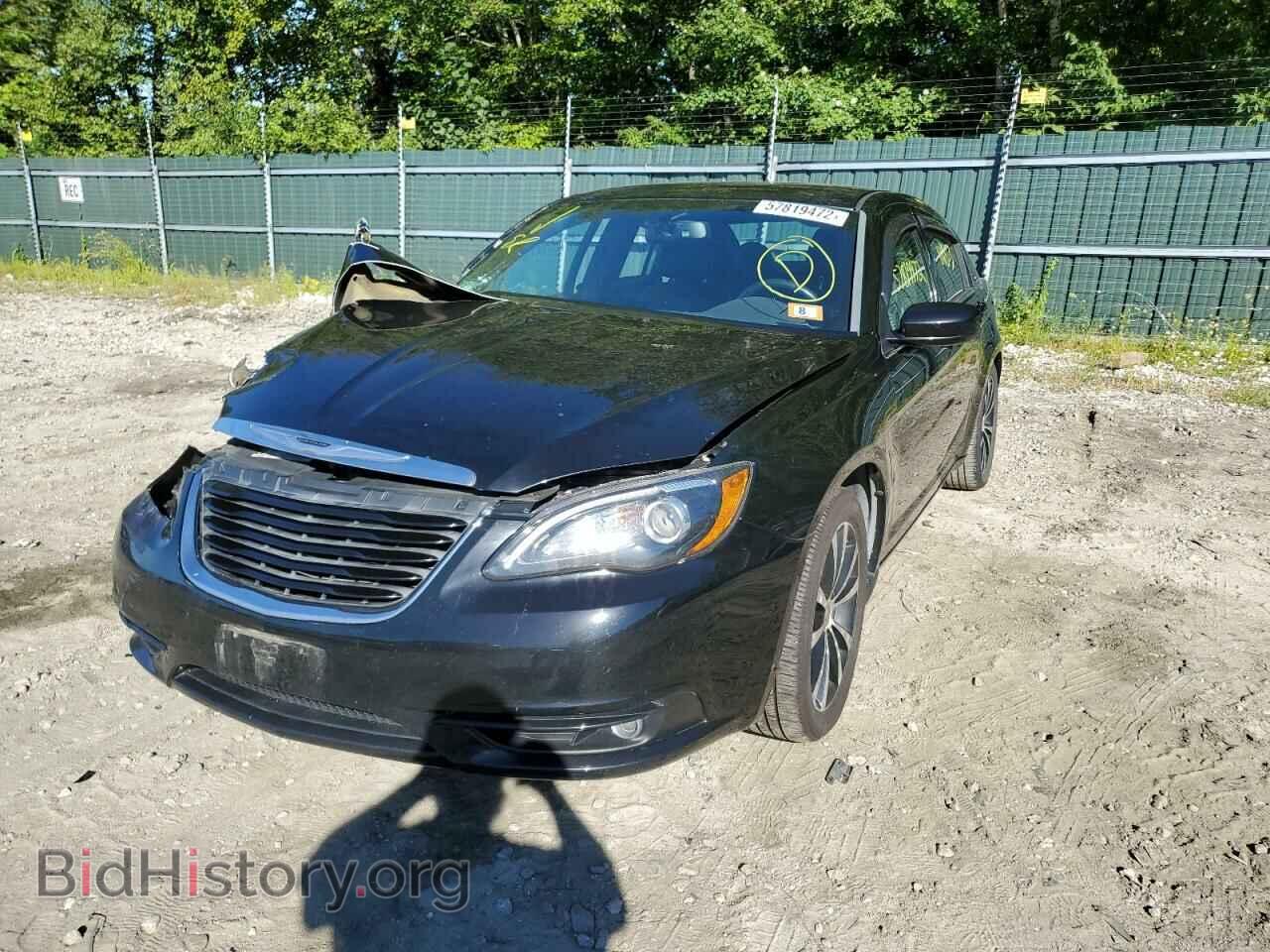 2013 CHRYSLER 200 - VIN: 1C3CCBCG6DN523562 - Фото 2