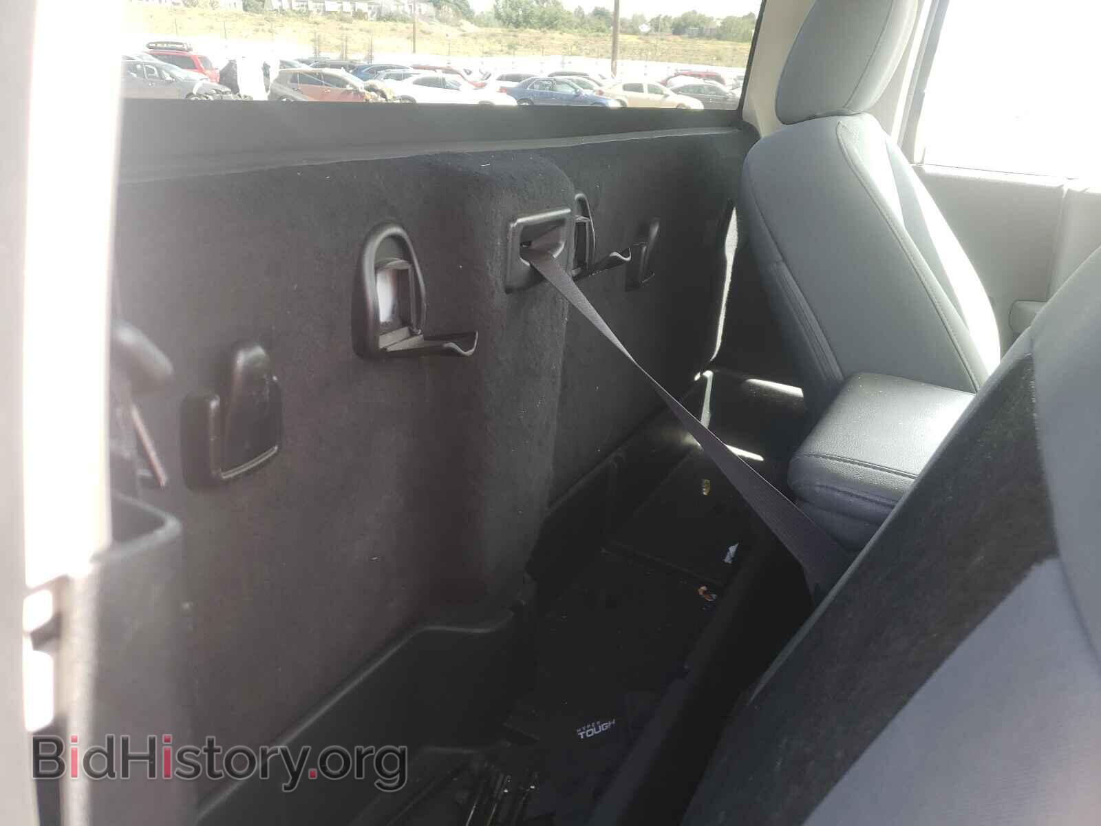2015 RAM 1500 - VIN: 3C6JR7DG1FG560017 - Фото 6