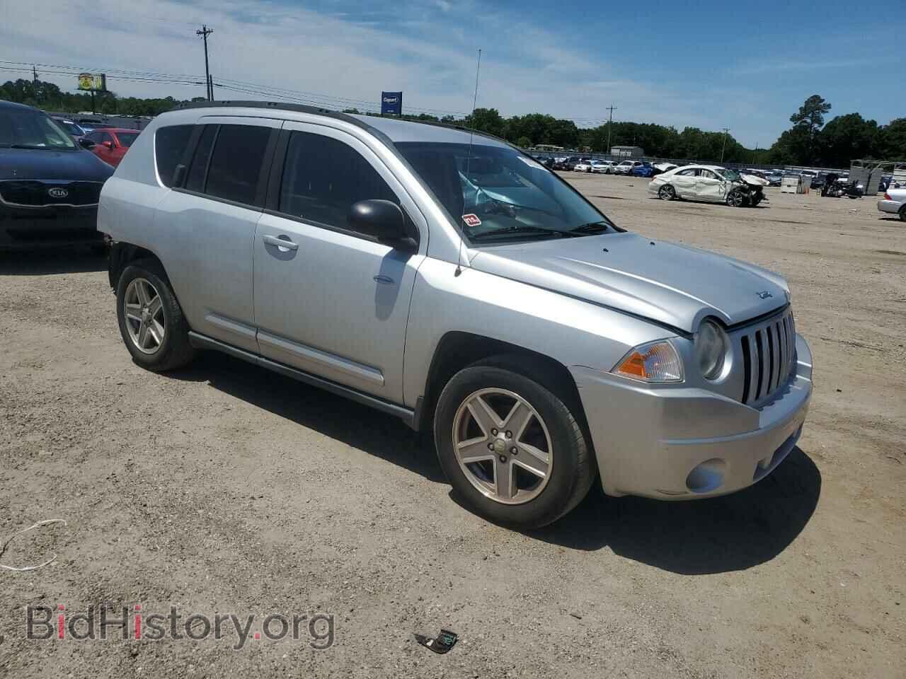 2010 JEEP COMPASS - VIN: 1J4NT1FA3AD629596 - Photo 4