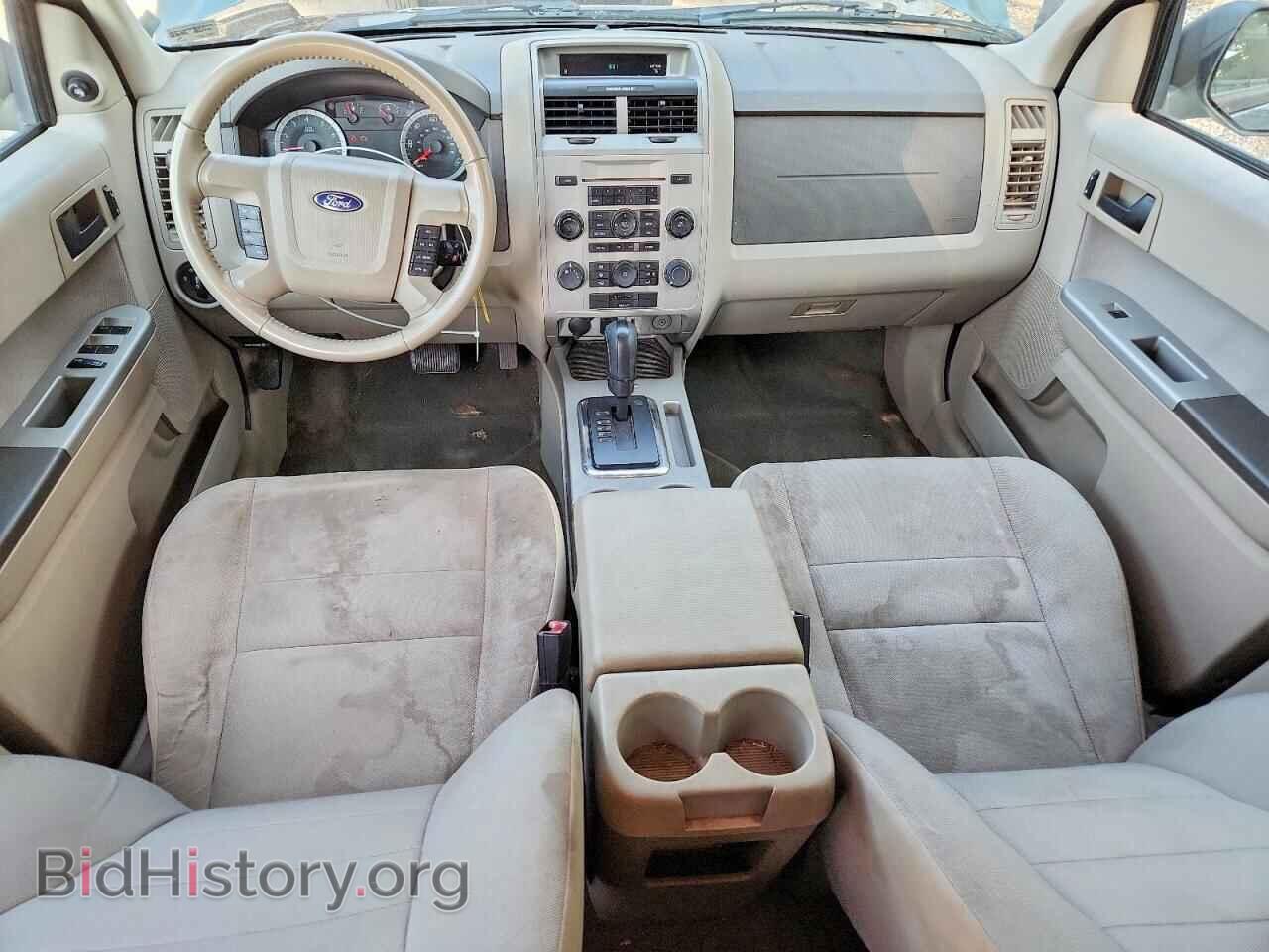 2011 FORD ESCAPE - VIN: 1FMCU0D70BKB70712 - Photo 8