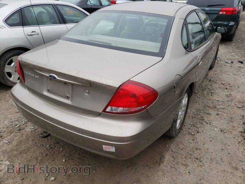 2006 Ford TAURUS (VIN 1FAFP53U56A233284) — фото 4 из 10
