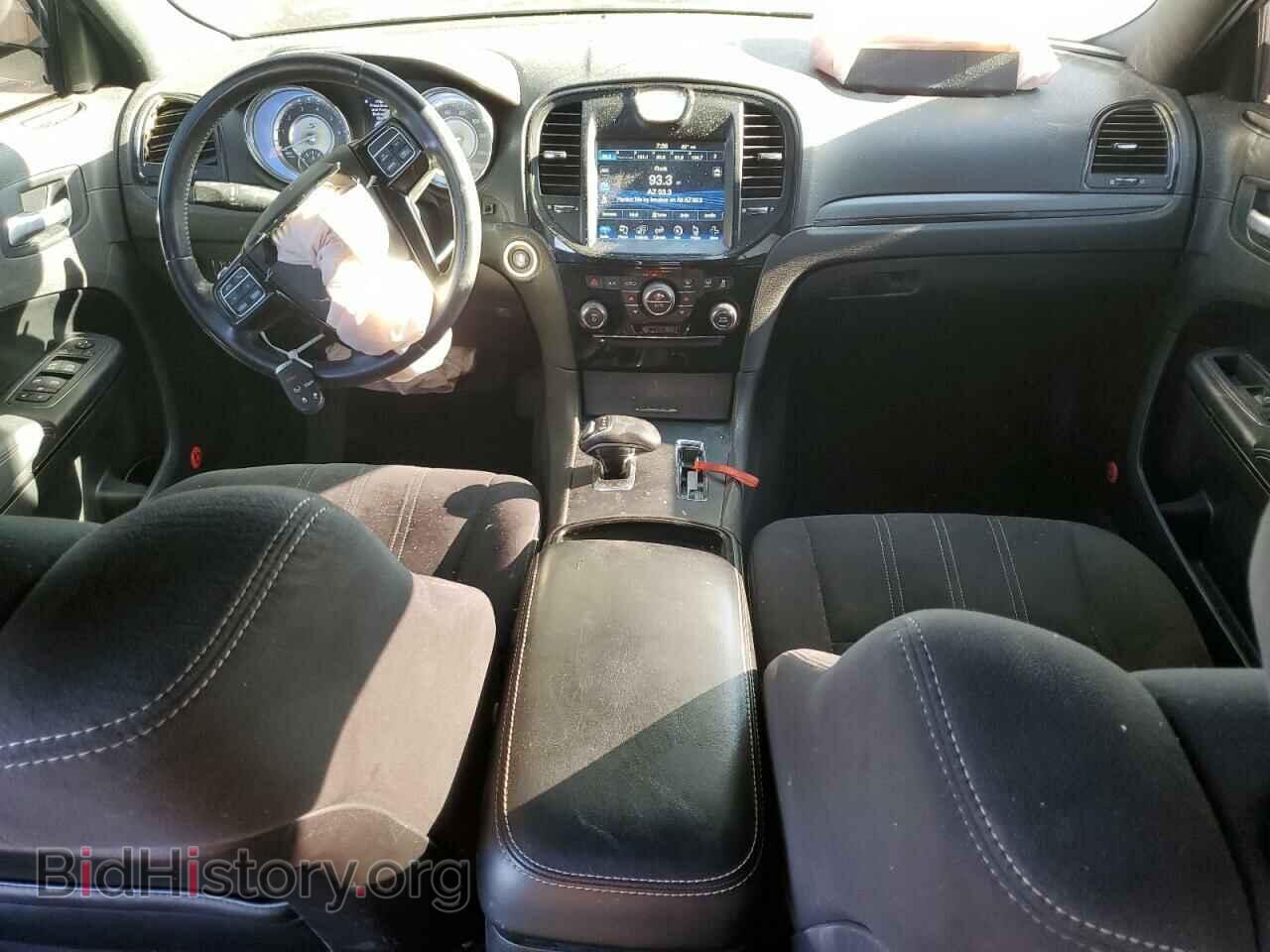 2012 CHRYSLER 300 - VIN: 2C3CCABG0CH313137 - Фото 8