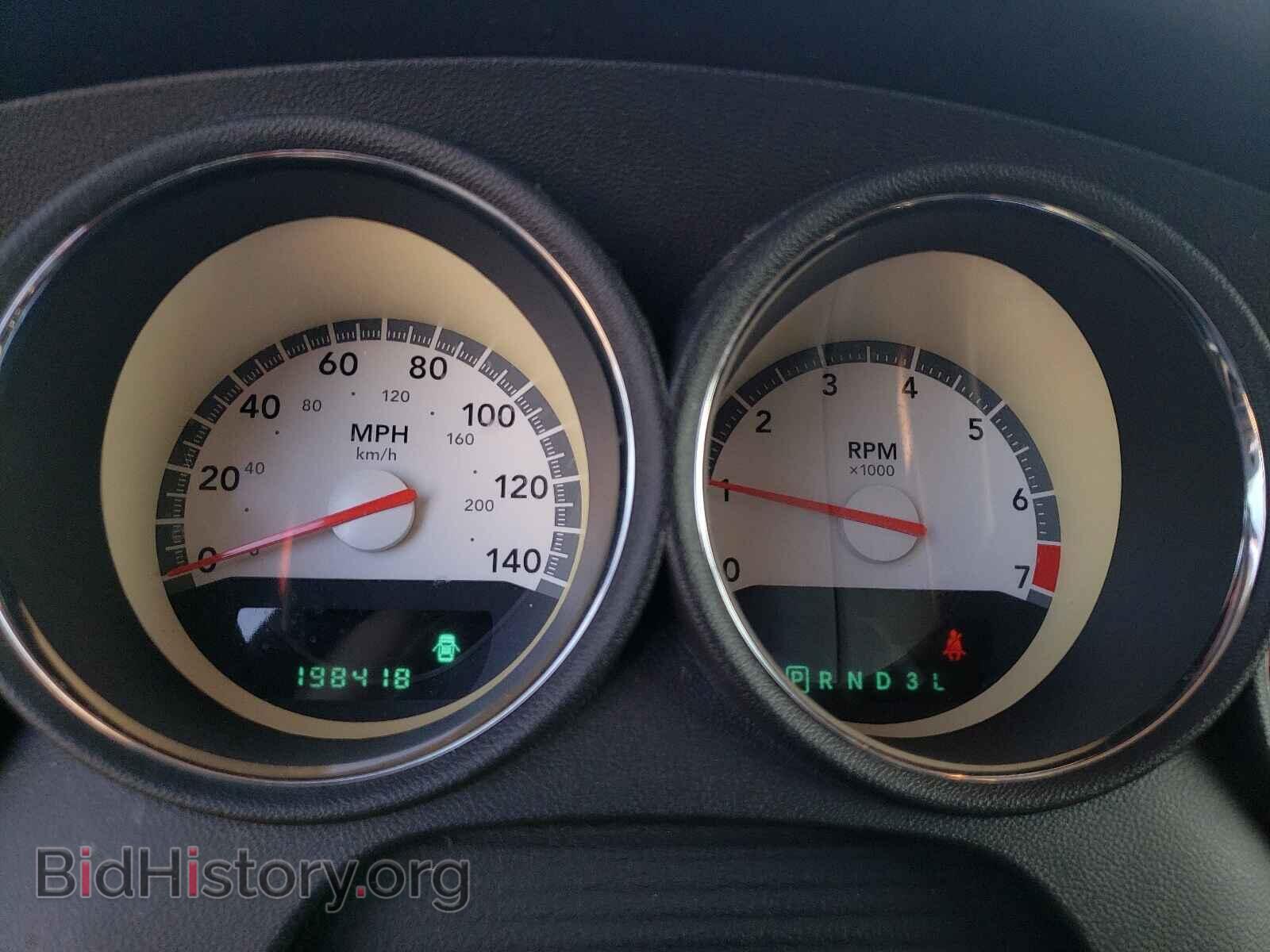 2010 DODGE CHARGER - VIN: 2B3CA3CV2AH165095 - Фото 8