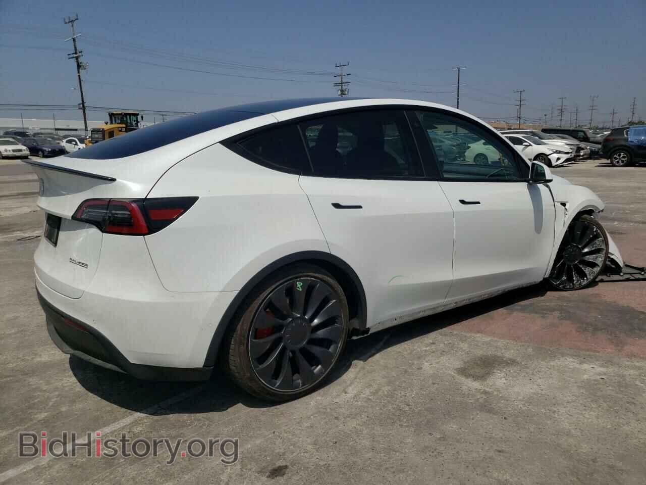 2022 TESLA MODEL Y - VIN: 7SAYGDEF6NF576464 - Фото 3