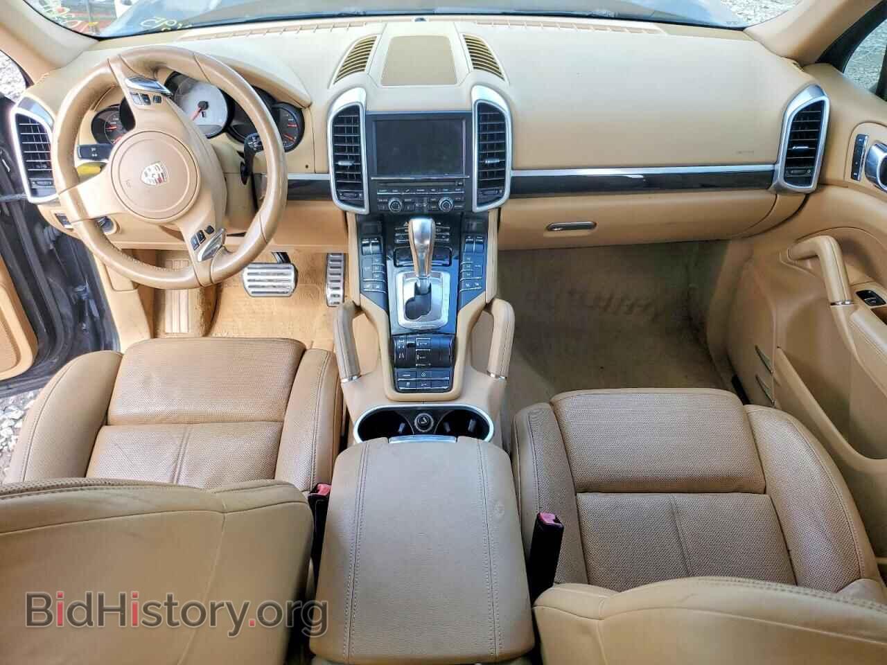 2011 PORSCHE CAYENNE - VIN: WP1AB2A27BLA54695 - Photo 8