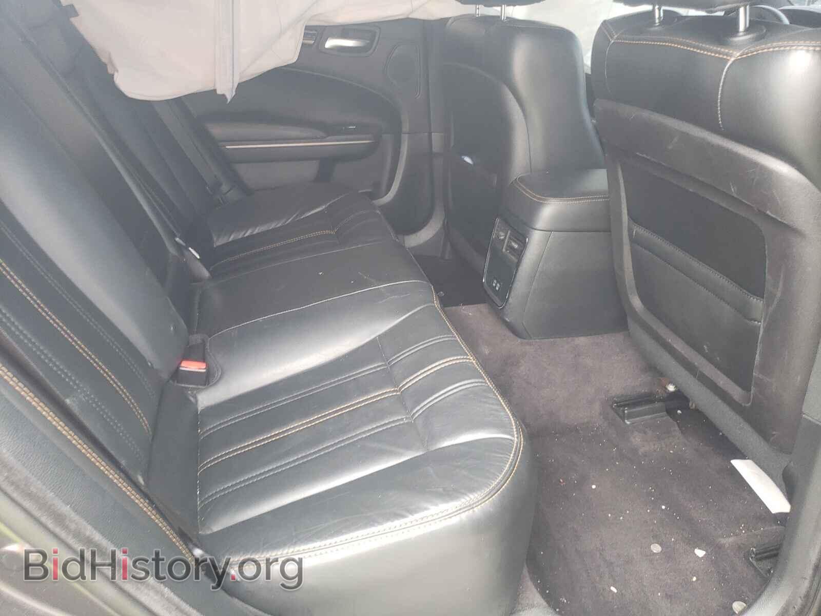 2016 CHRYSLER 300 - VIN: 2C3CCAGG6GH270311 - Фото 6