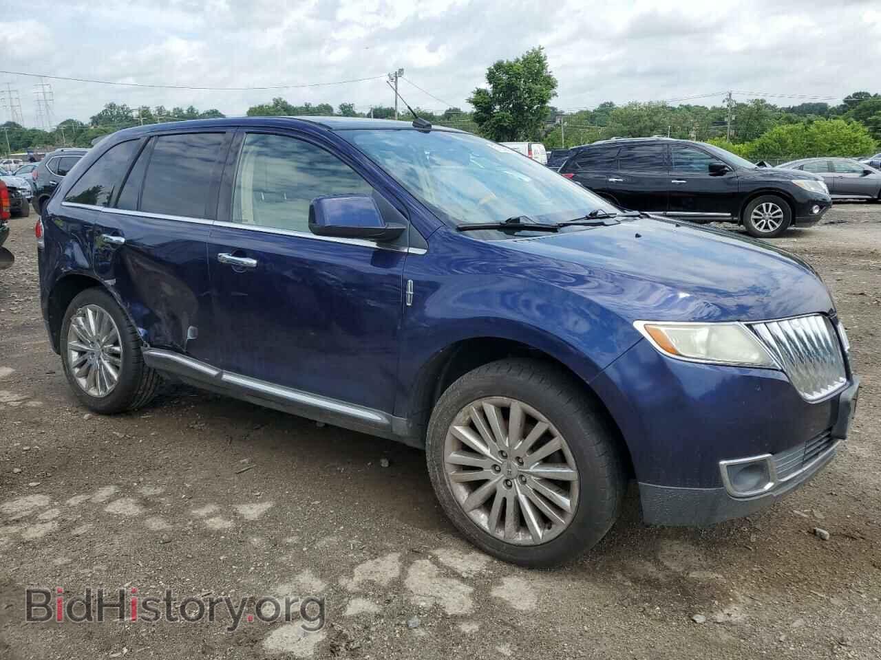 2011 LINCOLN MKX - VIN: 2LMDJ6JK2BBJ17856 - Photo 4