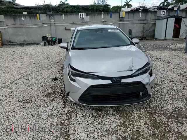 2023 TOYOTA COROLLA - VIN: JTDBCMFE2P3010077 - Photo 13