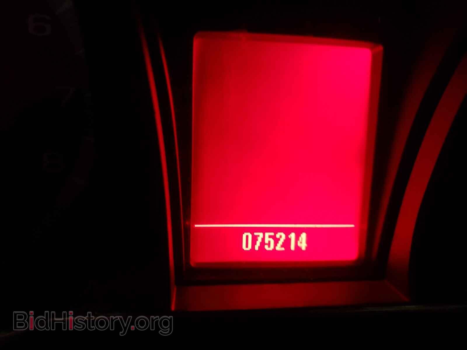 2011 GMC TERRAIN - VIN: 2CTALWEC3B6449883 - Photo 8