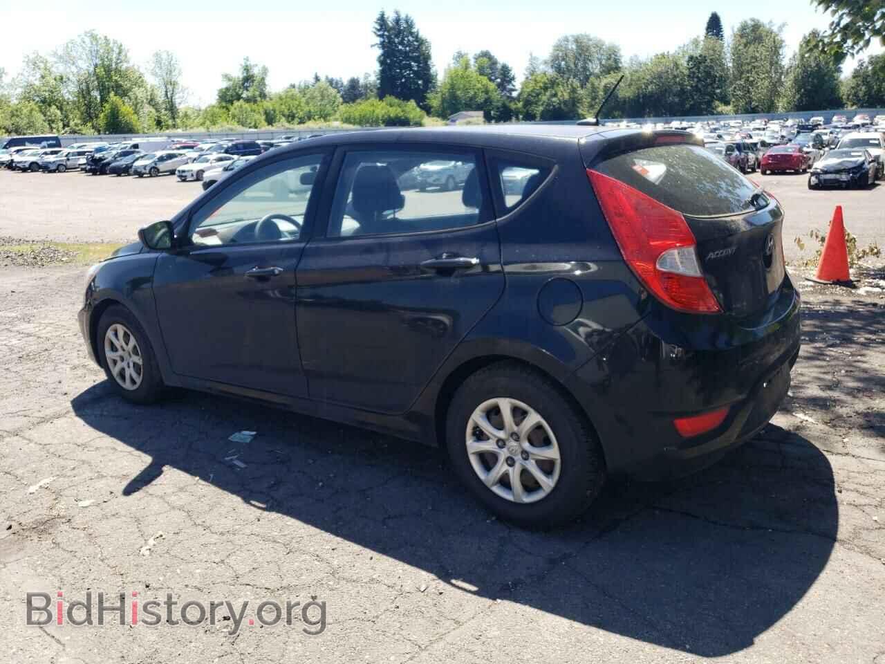 2013 HYUNDAI ACCENT - VIN: KMHCT5AE4DU068727 - Фото 2