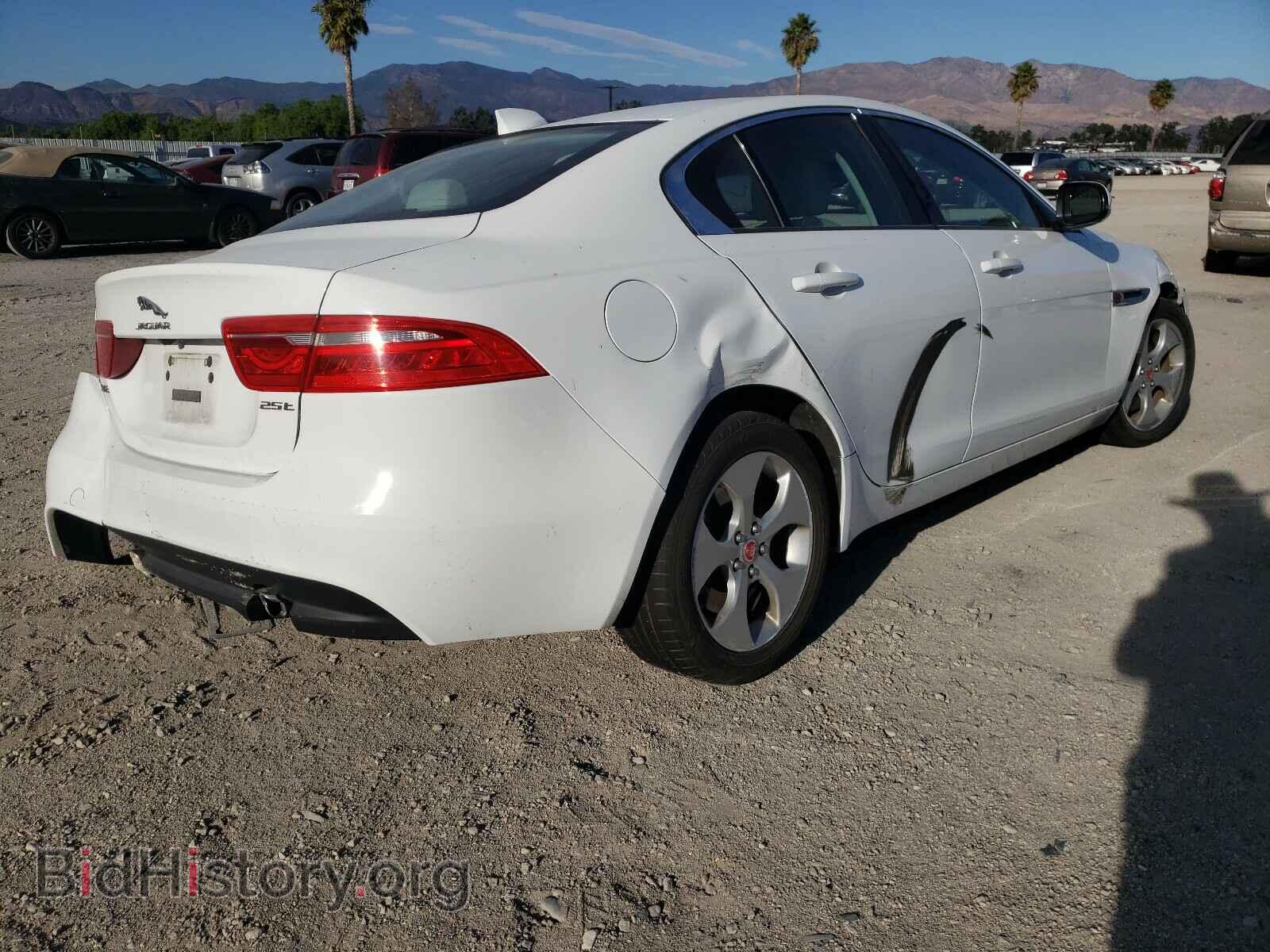 2017 JAGUAR XE - VIN: SAJAR4BG5HA968047 - Фото 4