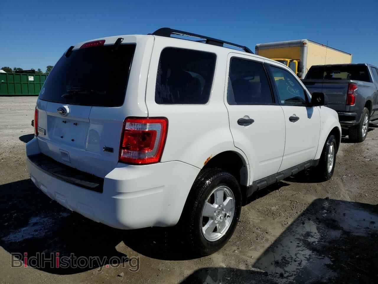 2011 FORD ESCAPE - VIN: 1FMCU9DG6BKC54022 - Фото 4