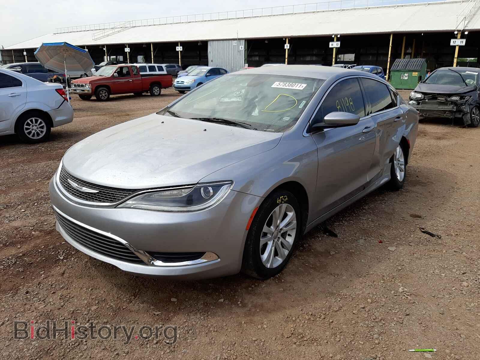 2015 CHRYSLER 200 - VIN: 1C3CCCAB5FN757000 - Фото 2