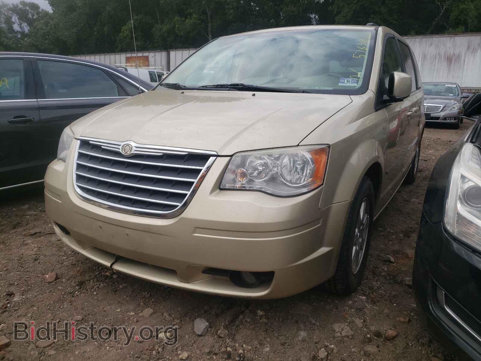 2010 CHRYSLER MINIVAN - VIN: 2A4RR5D19AR294058 - Фото 2