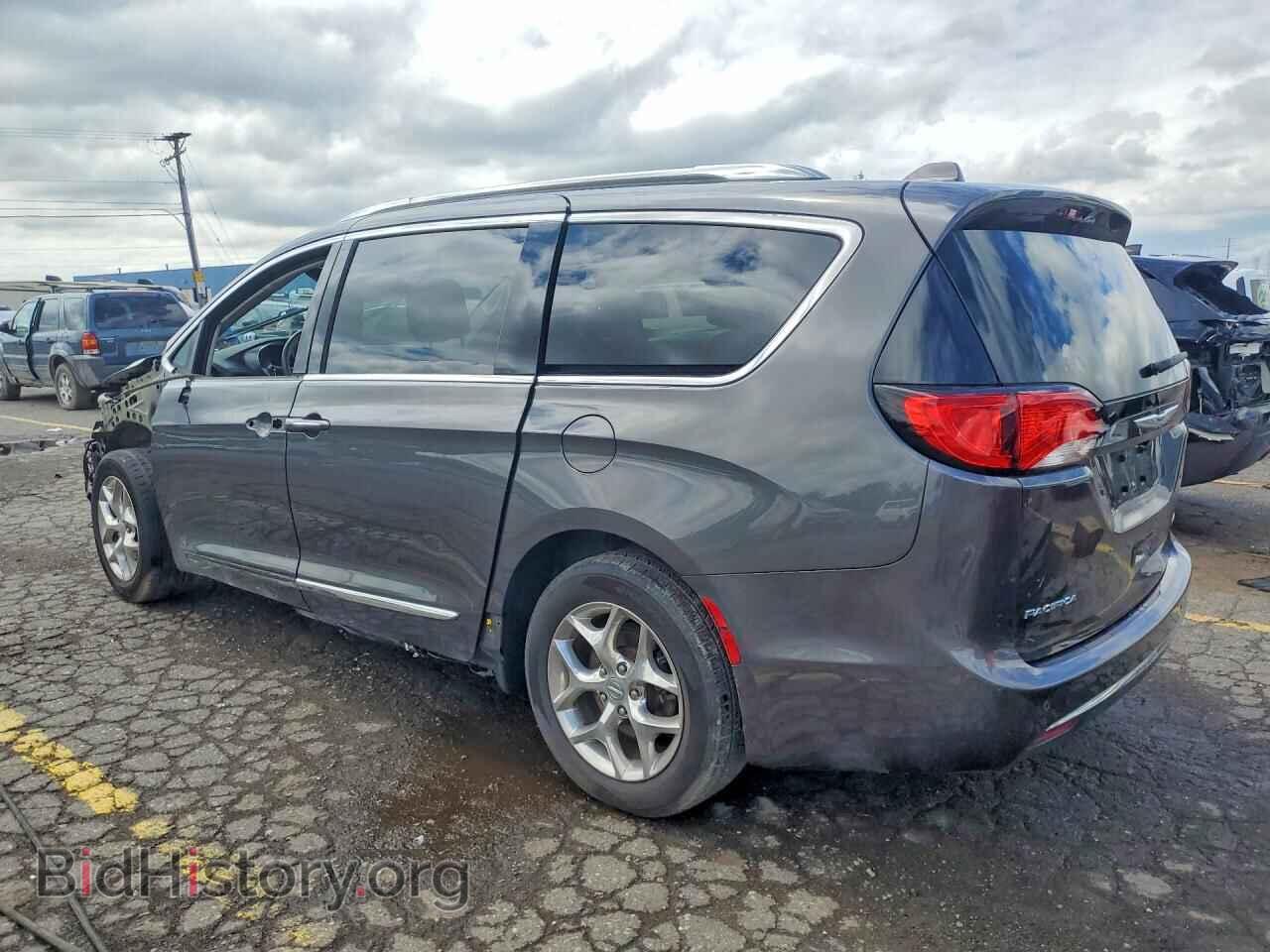 2019 CHRYSLER PACIFICA - VIN: 2C4RC1GG3KR597810 - Photo 2