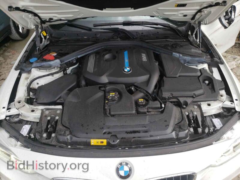2018 BMW 3 SERIES (VIN WBA8E1C51JA180339) — фото 5 из 8