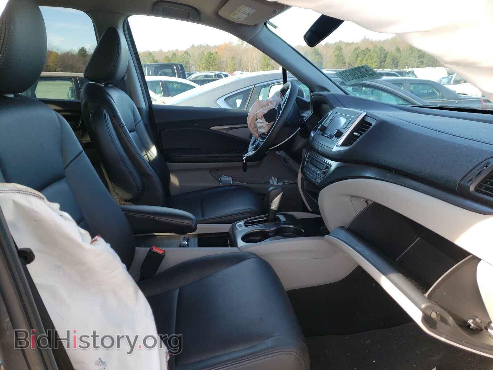 2017 HONDA RIDGELINE - VIN: 5FPYK3F46HB007547 - Фото 5