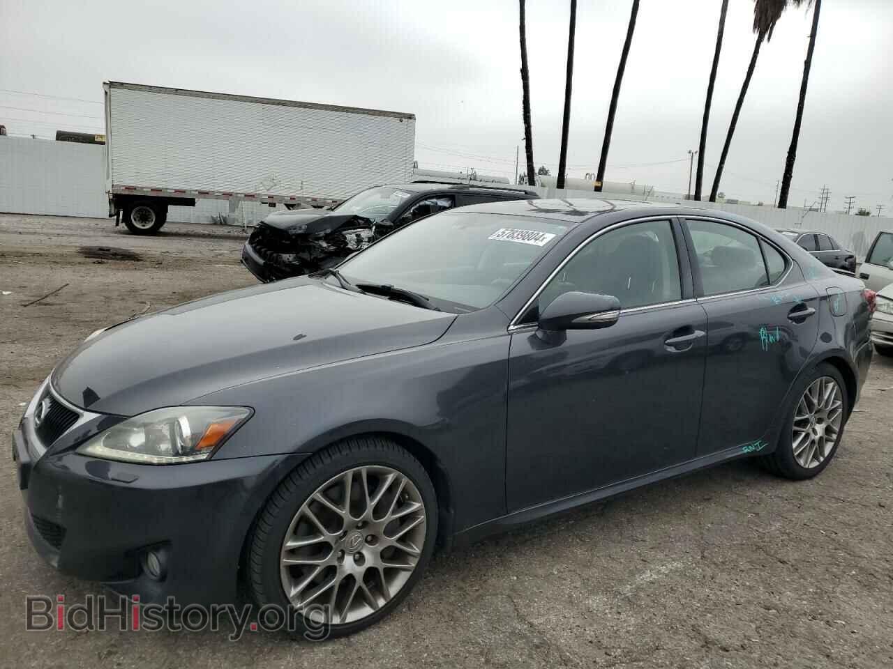 Photo JTHBE5C2XB5026565 - LEXUS IS 2011