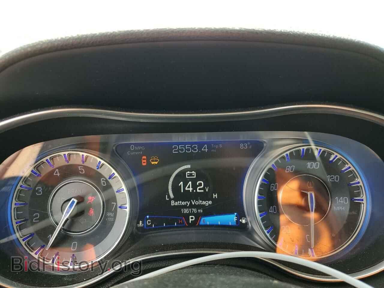 2018 CHRYSLER 300 - VIN: 2C3CCAAG6JH264704 - Фото 9