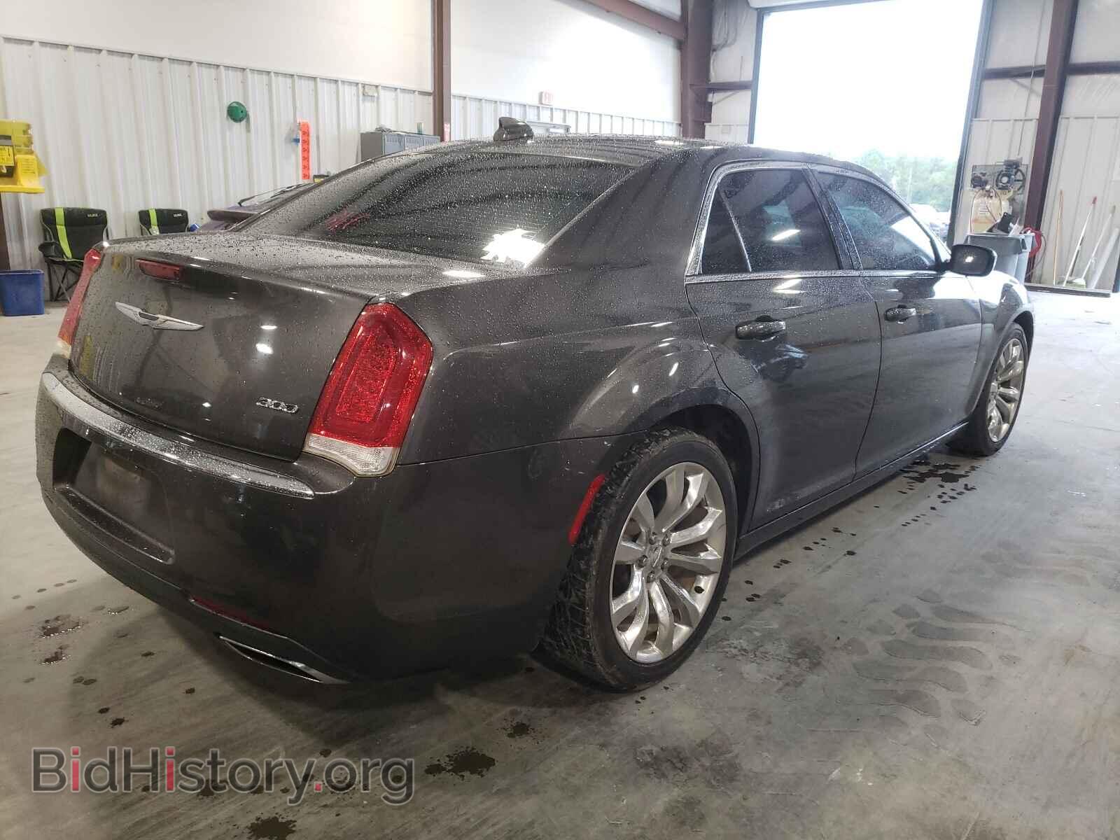2016 CHRYSLER 300 - VIN: 2C3CCAAG1GH334473 - Фото 4