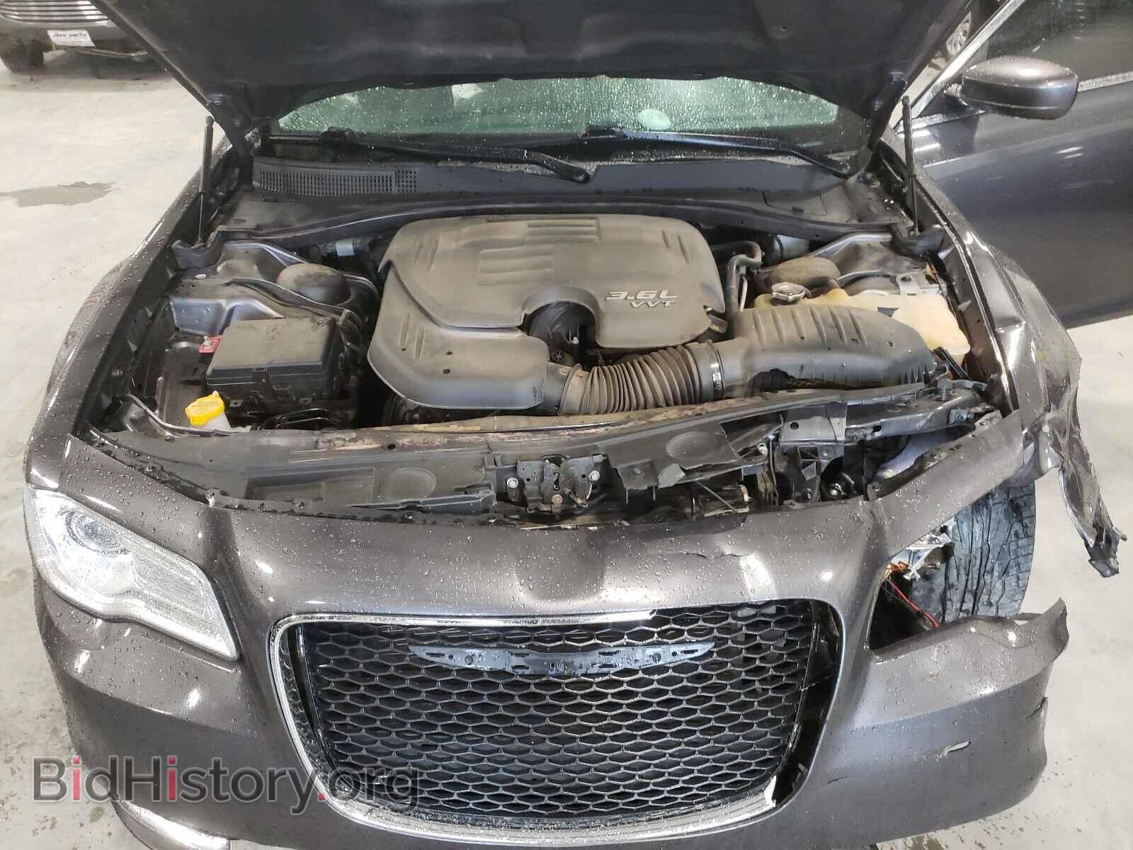 2016 CHRYSLER 300 - VIN: 2C3CCAAG1GH334473 - Фото 7