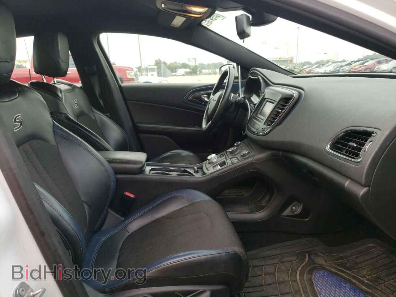 2016 CHRYSLER 200 - VIN: 1C3CCCBB8GN108632 - Фото 5
