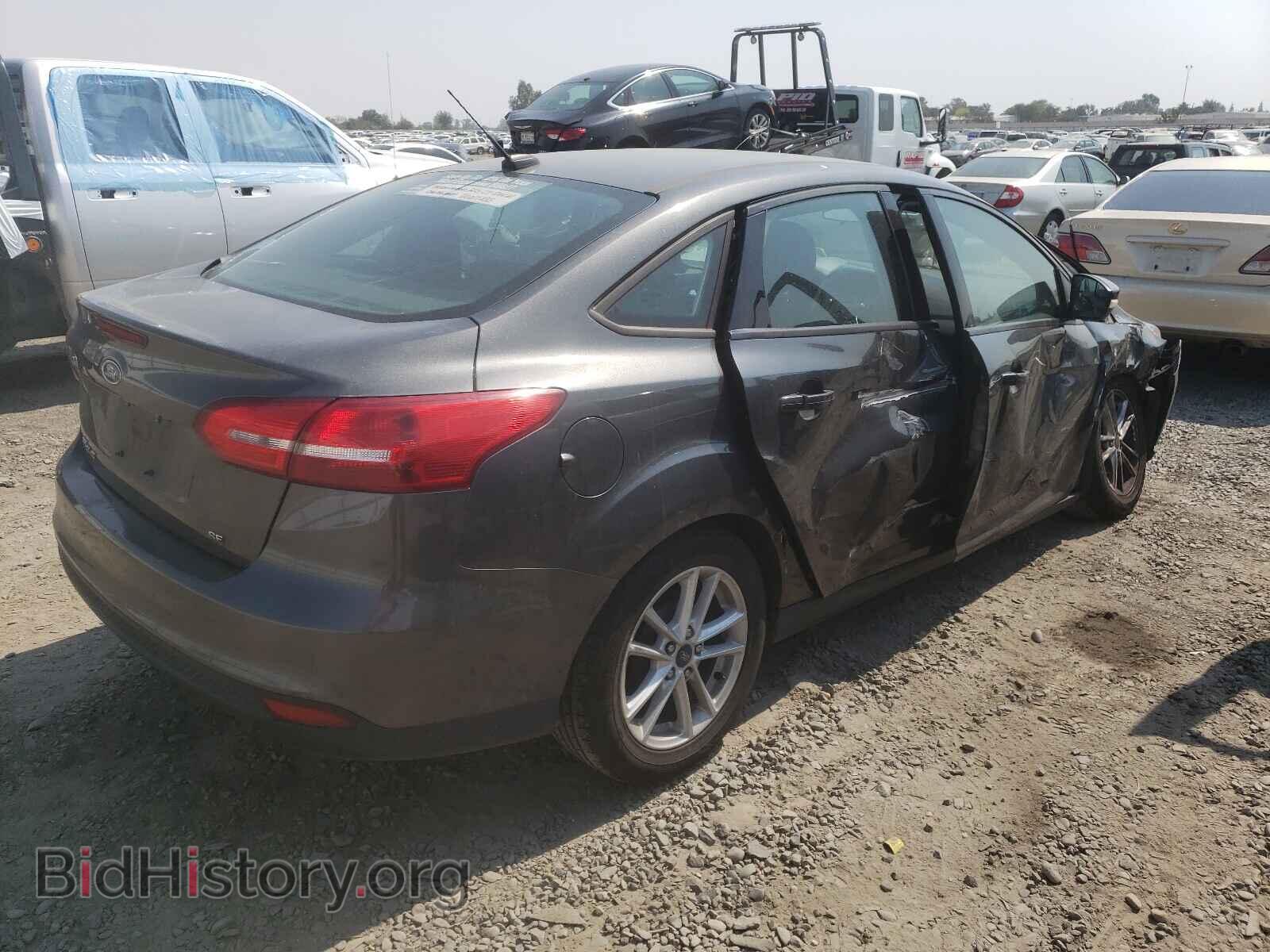 2017 FORD FOCUS - VIN: 1FADP3F2XHL271865 - Фото 4
