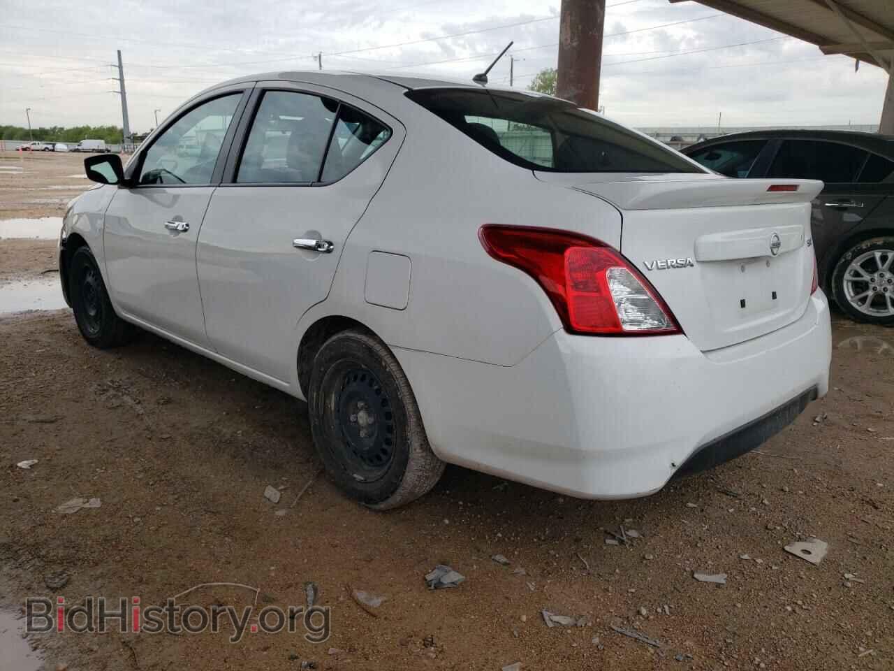 2018 NISSAN VERSA - VIN: 3N1CN7AP7JL852341 - Фото 3