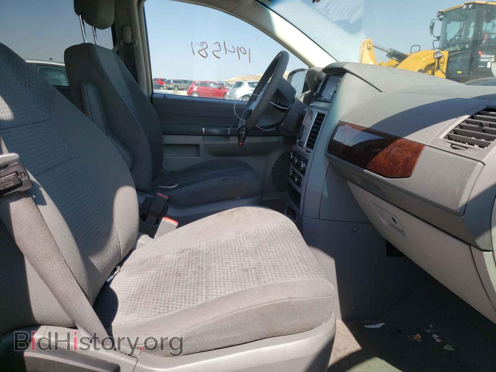 2010 CHRYSLER MINIVAN - VIN: 2A4RR4DE1AR344089 - Фото 5