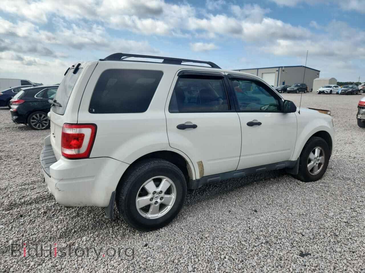 2010 FORD ESCAPE - VIN: 1FMCU0D7XAKD45868 - Фото 3