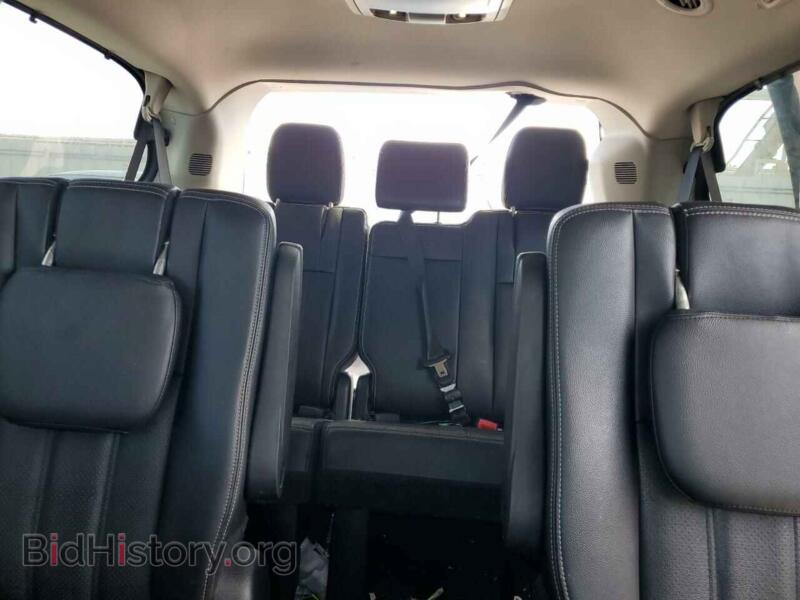 2016 Chrysler MINIVAN (VIN 2C4RC1CG2GR121965) — photo 10 of 16