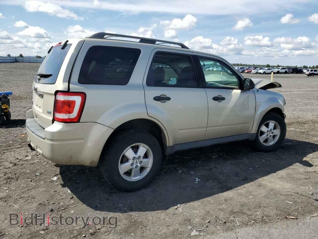 2011 FORD ESCAPE - VIN: 1FMCU9DG2BKB14629 - Фото 3