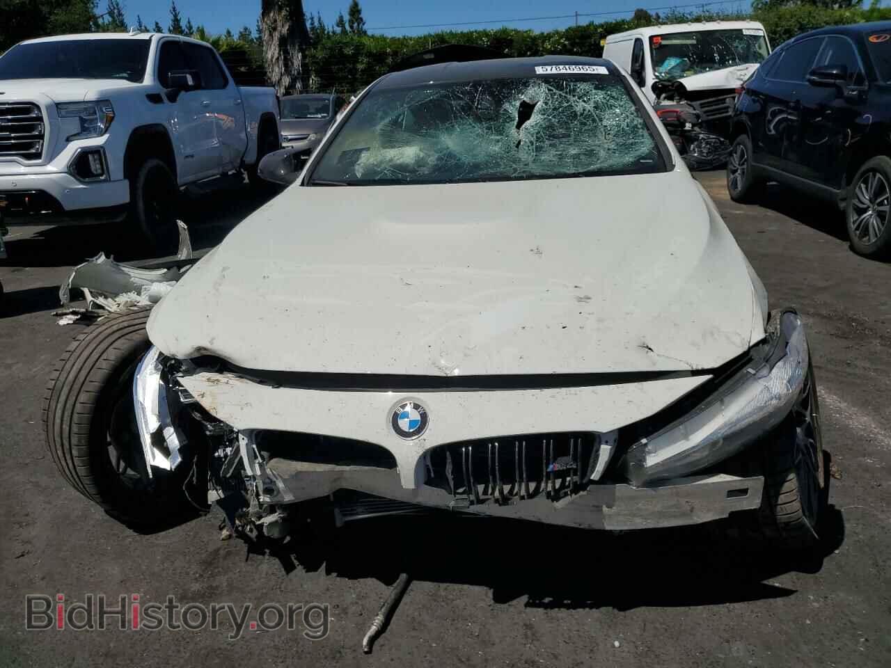 2017 BMW M4 - VIN: WBS3R9C59HK709808 - Фото 5