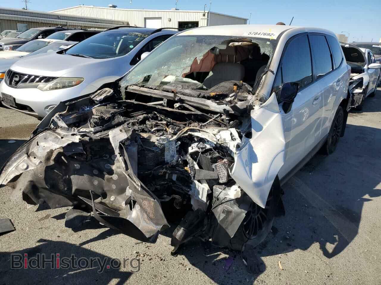 2014 SUBARU FORESTER - VIN: JF2SJAAC9EH521121 - Фото 2