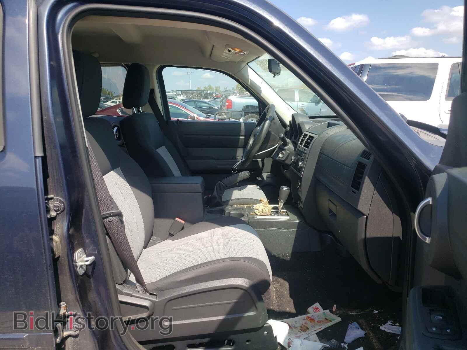 2008 DODGE NITRO - VIN: 1D8GU28K28W236700 - Photo 5