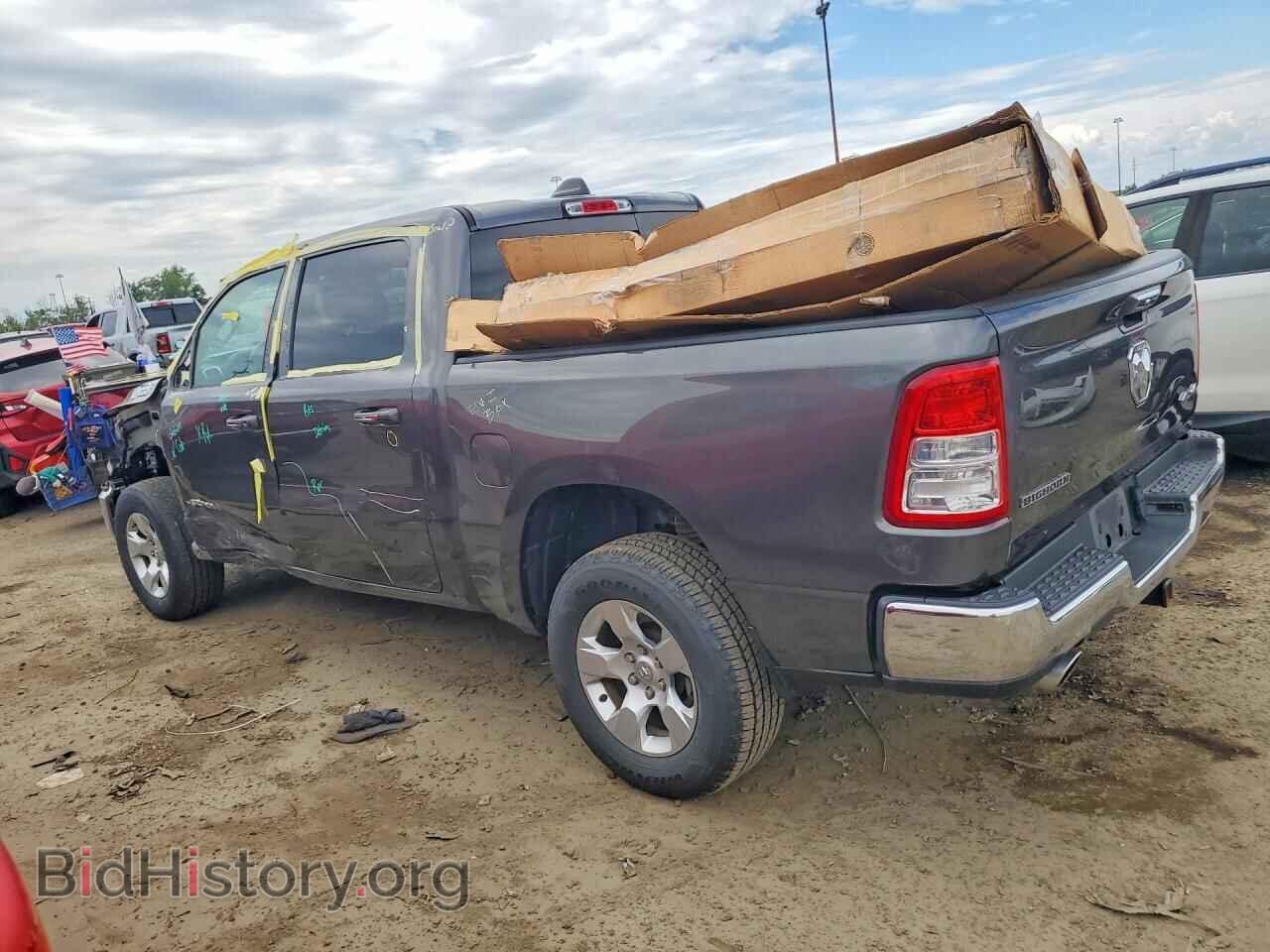 2020 RAM 1500 - VIN: 1C6SRFFTXLN175910 - Фото 2