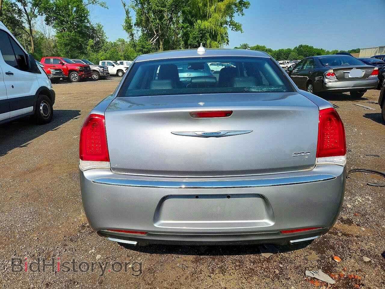 2015 CHRYSLER 300 - VIN: 2C3CCAAG6FH930371 - Фото 6